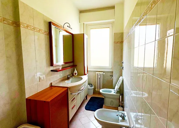 Atene House Urban شقة ميلان